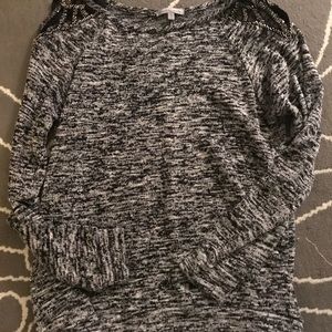 Black and white long sleeve